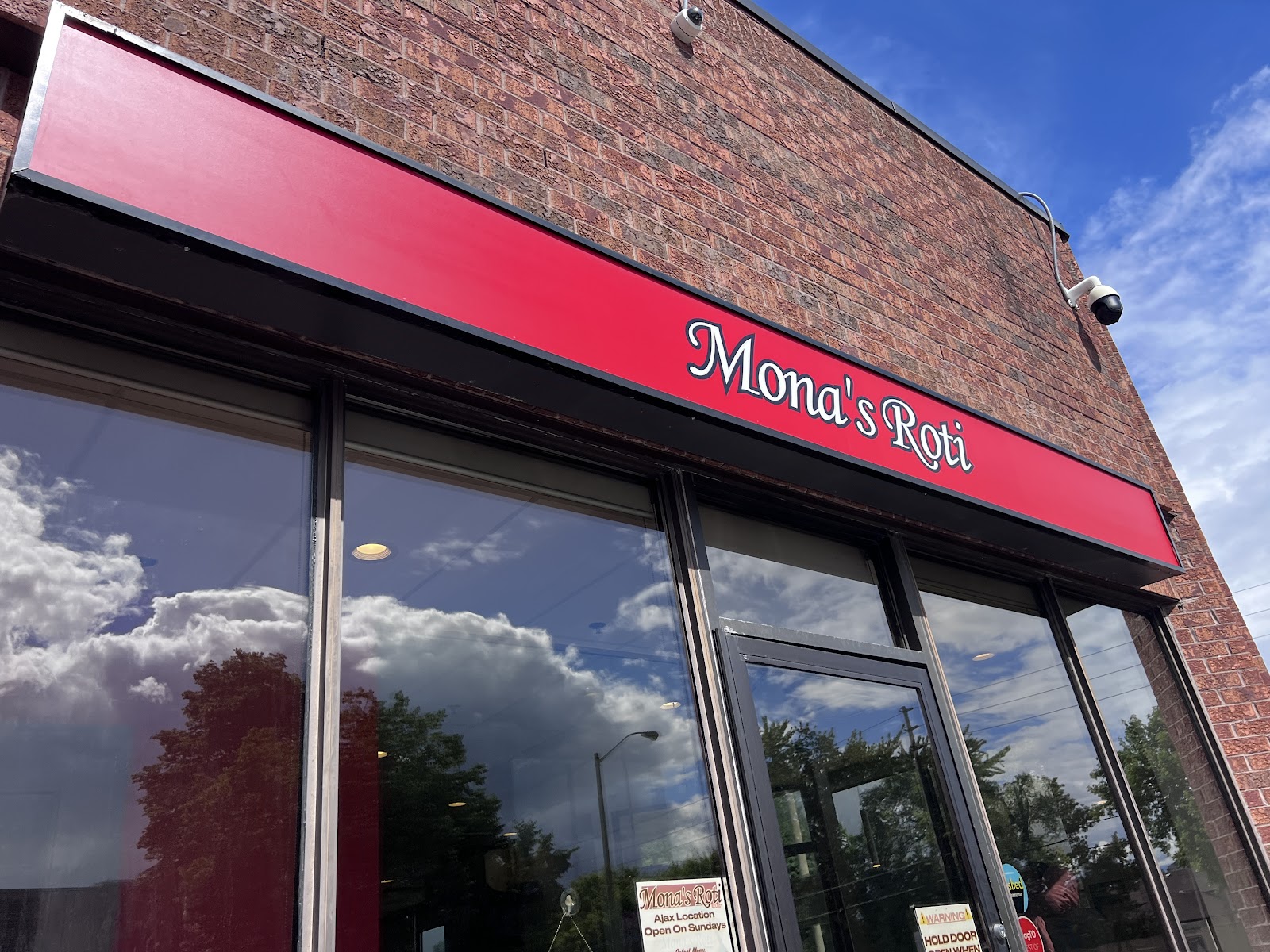 Mona's Roti