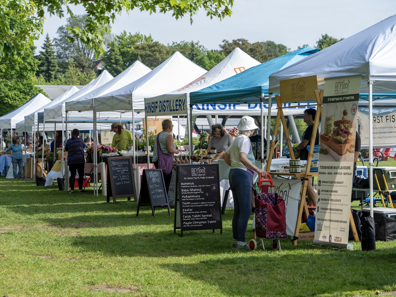 The Leslieville Farmers' Market