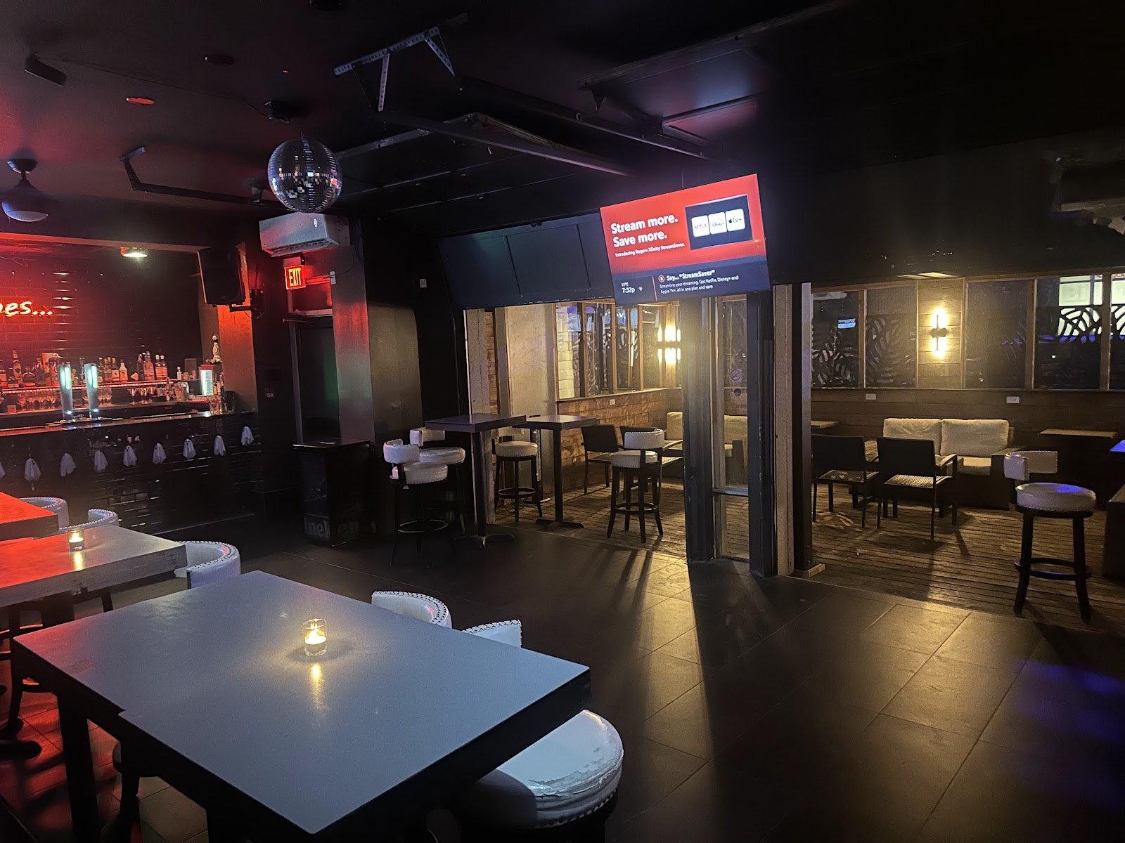 521 Cafe & Bar