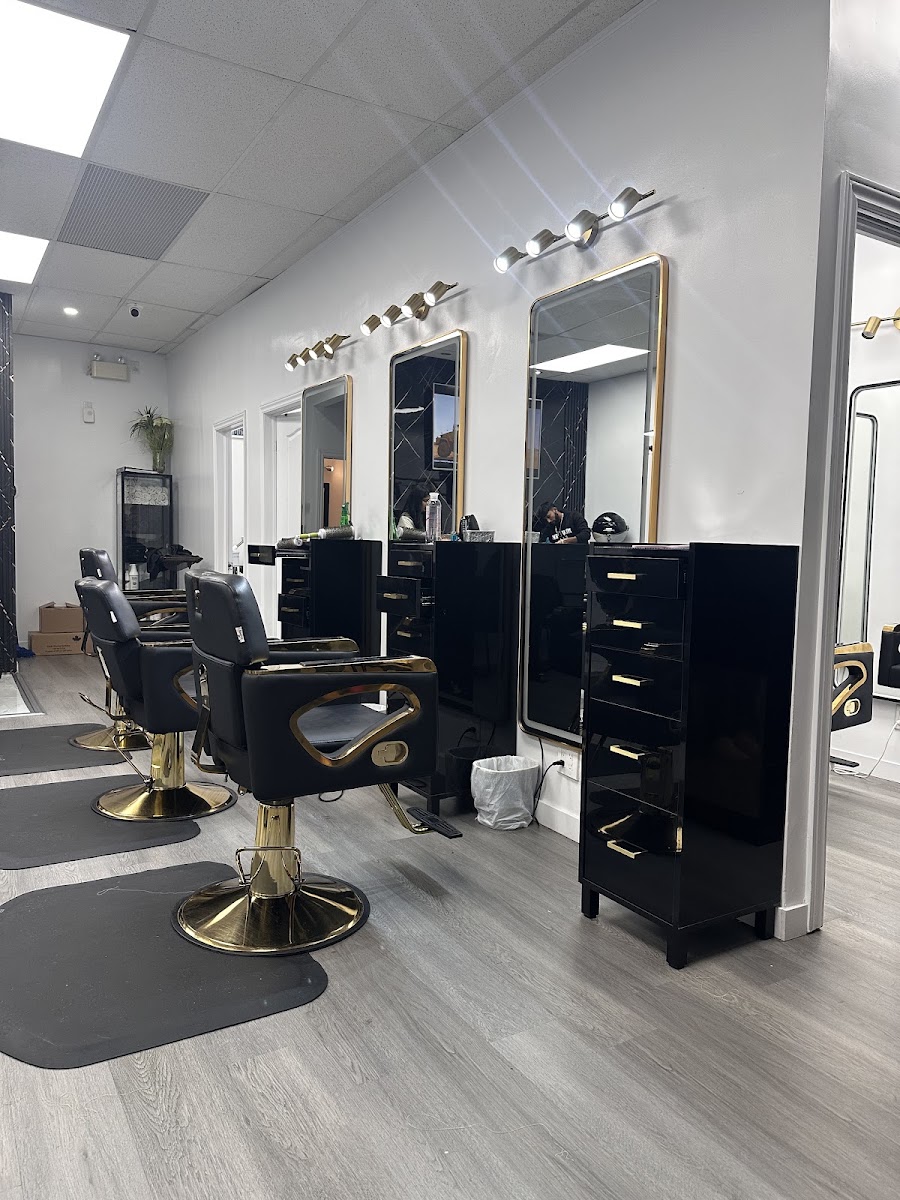 Outlook Salon & Spa - Mississauga, ON