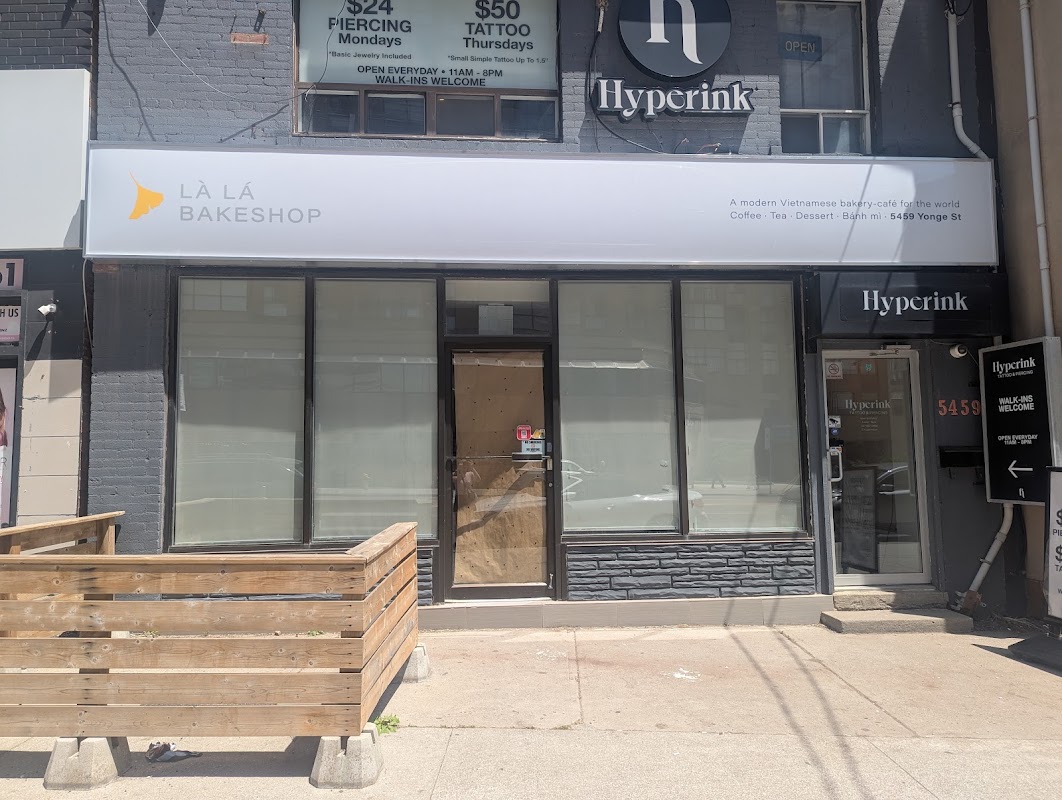 LA LA Bakeshop (North York)