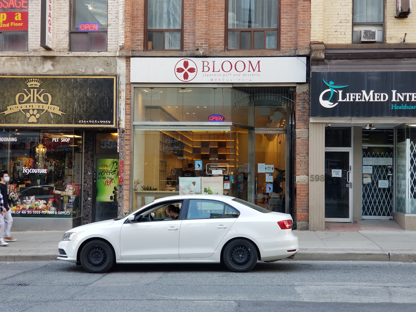 Bloom Cafe