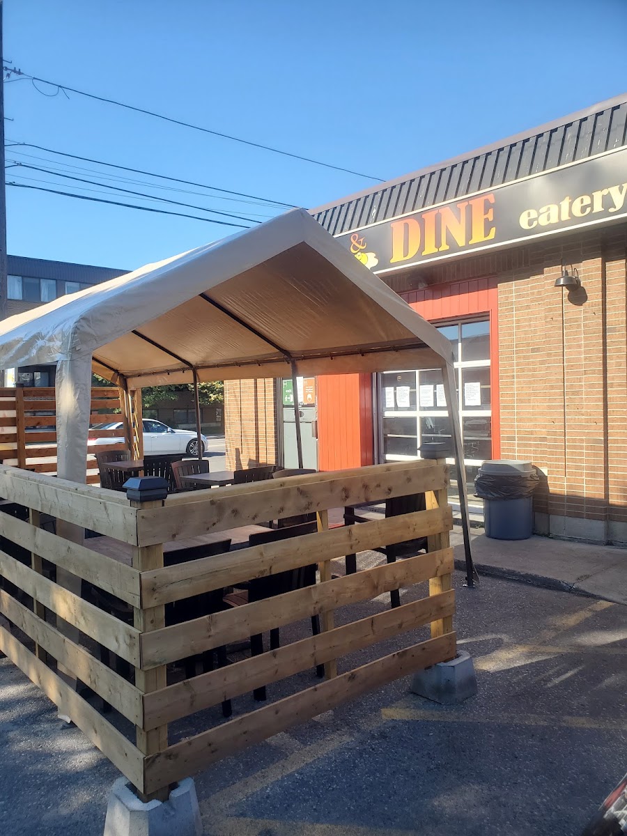 Rise & Dine Eatery Toronto