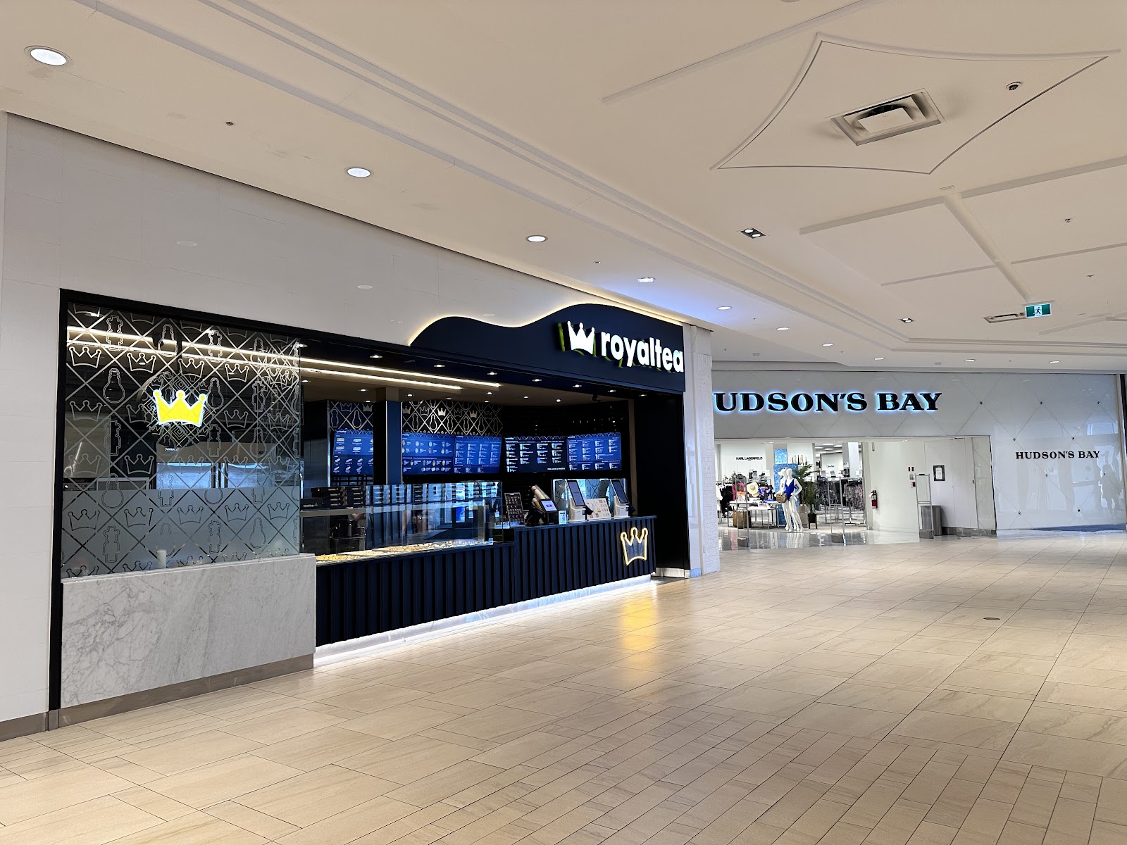 Royaltea (Hillcrest Mall Entrance 1)
